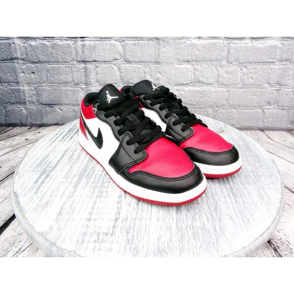 Air Jordan 1 Low Bred Toe GS Gym Red/White Black Youth 7y Women 8.5 Used OG Box main image 10